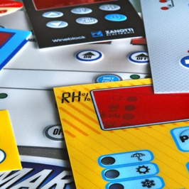TASTIERE A MEMBRANA ADESIVE IN POLIESTERE PER USO INDUSTRIALE