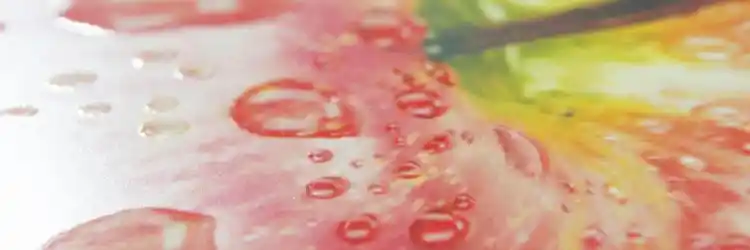 Azienda specializzata in verniciatura UV serigrafica utilizzata anche come finitura 